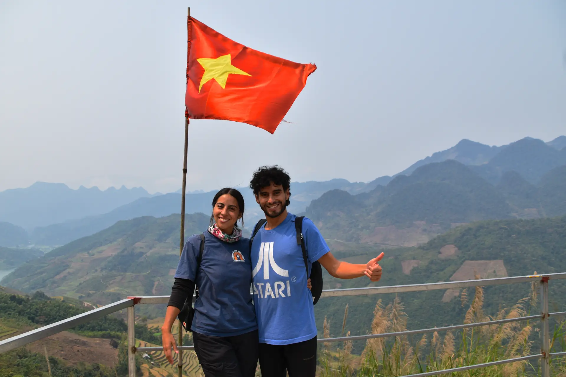 Viajeros en Ha Giang Amazing Tour
